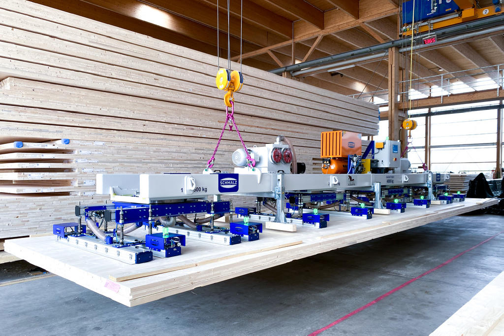 Vacuum suction spider SSP-HD: safe and efficient handling of cross laminated timber